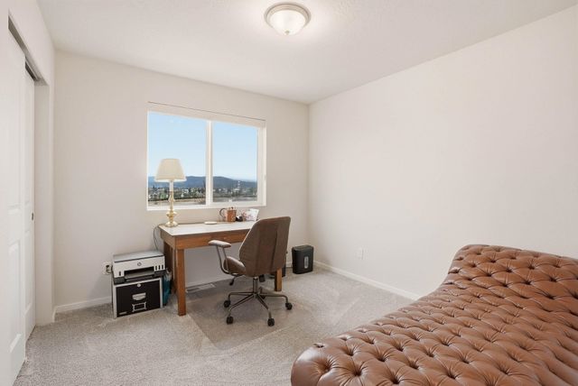 2692 N Swainson Ln, Liberty Lake, WA 99019