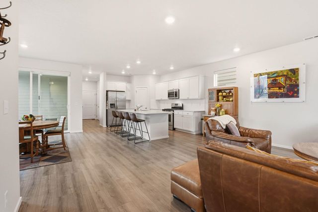 2692 N Swainson Ln, Liberty Lake, WA 99019