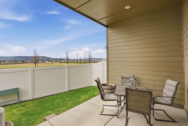 2692 N Swainson Ln, Liberty Lake, WA 99019