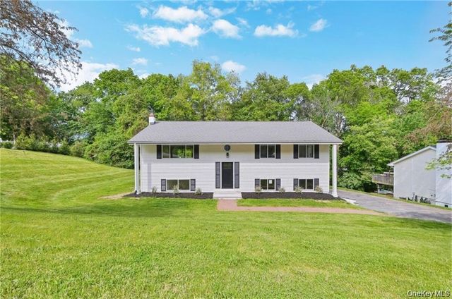 26 Kendell Drive, Wappingers Falls, NY 12590