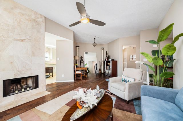 16910 Dusty Mill Drive W, Sugar Land, TX 77498