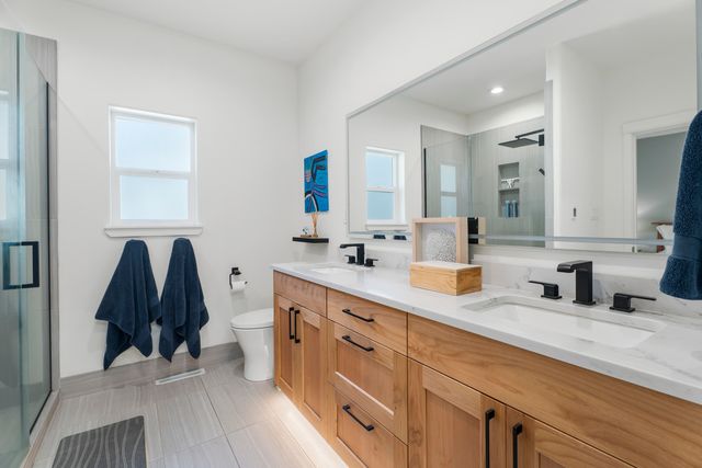 1483 NW John Fremont Street, Bend, OR 97703