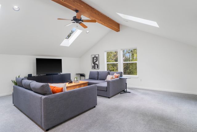 1483 NW John Fremont Street, Bend, OR 97703