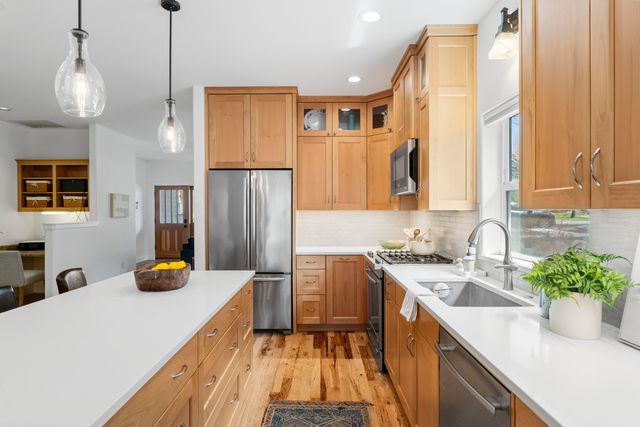 1483 NW John Fremont Street, Bend, OR 97703