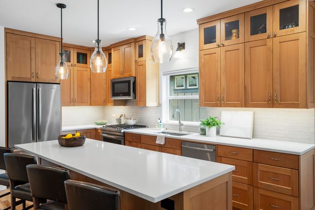 1483 NW John Fremont Street, Bend, OR 97703