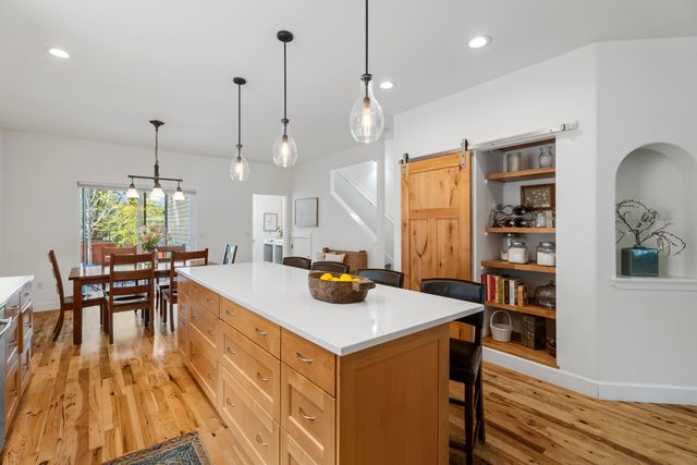 1483 NW John Fremont Street, Bend, OR 97703