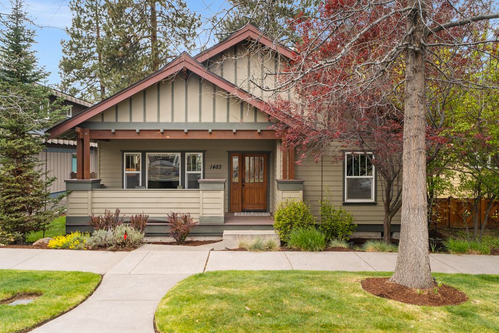 1483 NW John Fremont Street, Bend, OR 97703