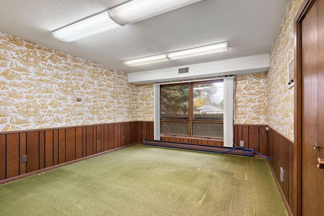 3359 Central Avenue NE, Minneapolis, MN 55418