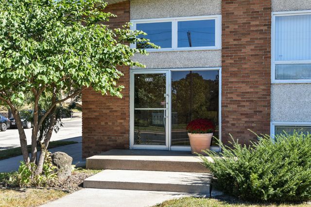 3359 Central Avenue NE, Minneapolis, MN 55418