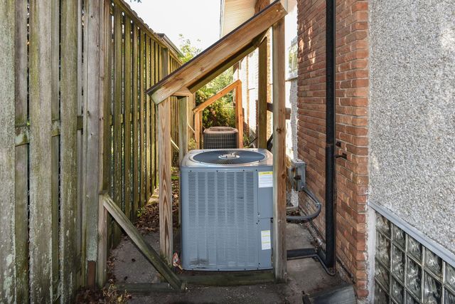 3359 Central Avenue NE, Minneapolis, MN 55418