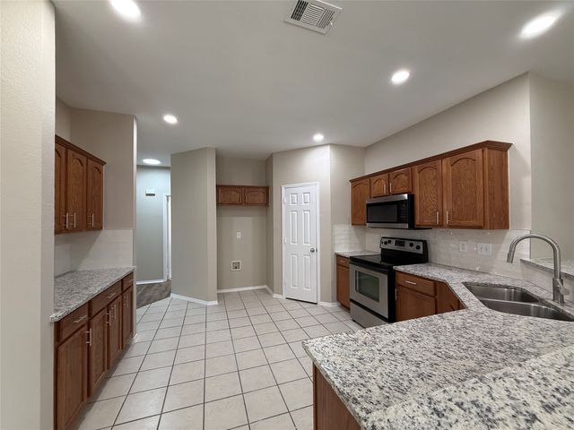 2110 Gleaner Drive, Rockwall, TX 75032