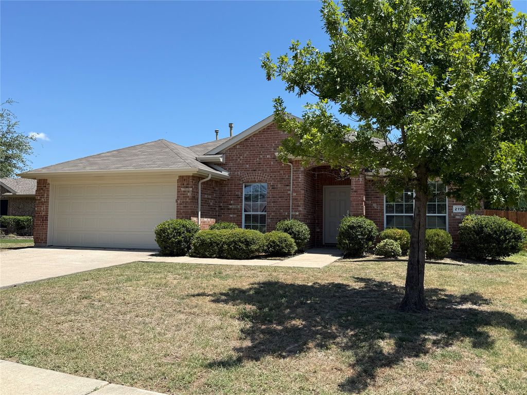 2110 Gleaner Drive, Rockwall, TX 75032