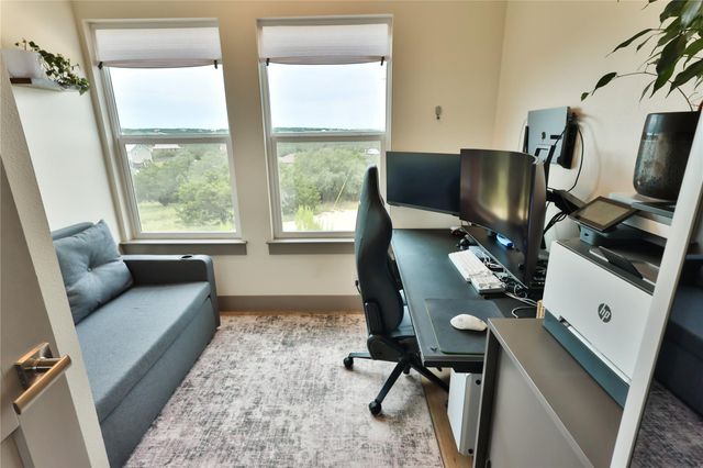 10613 Knob HL, Dripping Springs, TX 78620
