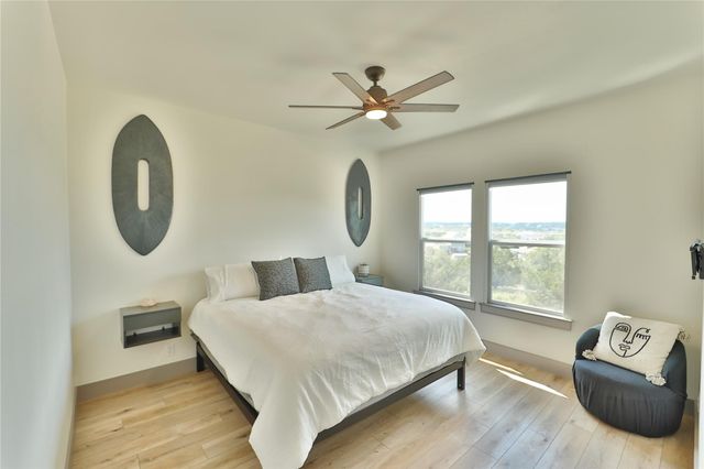 10613 Knob HL, Dripping Springs, TX 78620