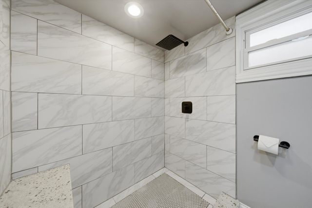 6153 W 63rd Street, Chicago, IL 60638
