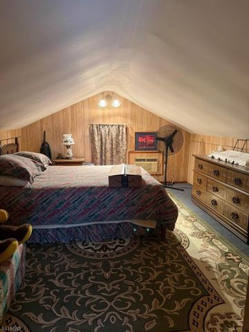 59 Floyd Ave, Bloomfield Twp., NJ 07003