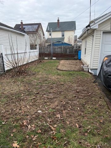 59 Floyd Ave, Bloomfield Twp., NJ 07003