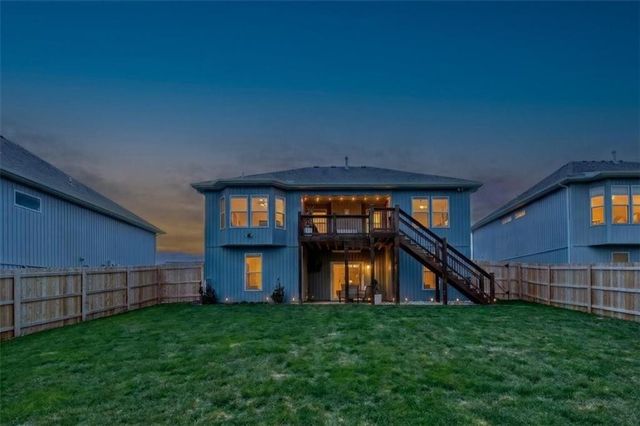 3732 NW 96th Place, Kansas City, MO 64154