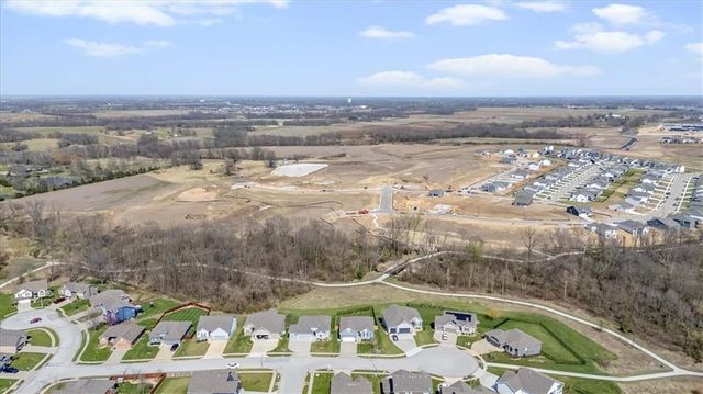 3732 NW 96th Place, Kansas City, MO 64154