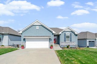 3732 NW 96th Place, Kansas City, MO 64154