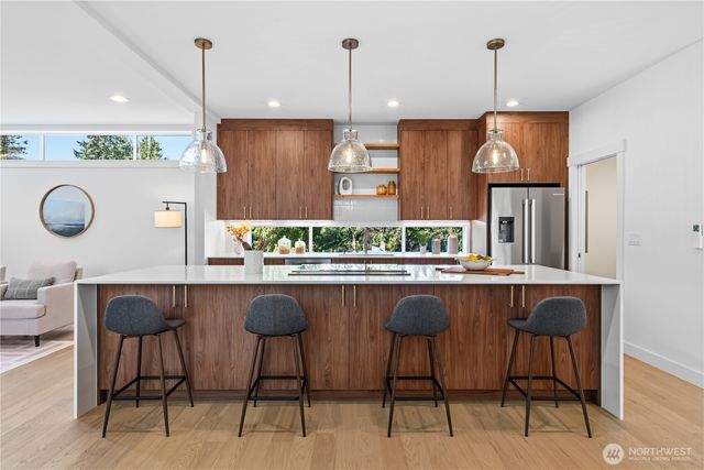 14342 Bagley Avenue N, Seattle, WA 98133