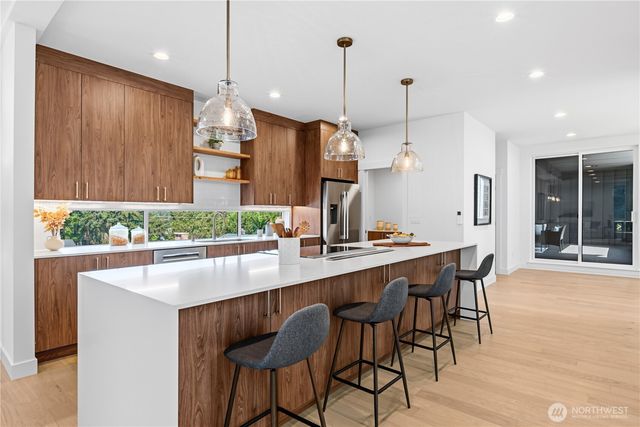 14342 Bagley Avenue N, Seattle, WA 98133