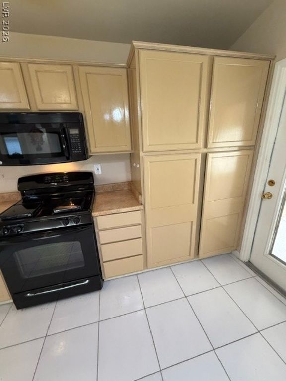9042 Iron Crow Avenue, Las Vegas, NV 89147 — photo 5