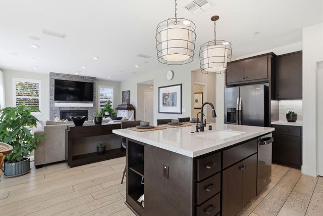 3335 Hackberry Way, Folsom, CA 95630