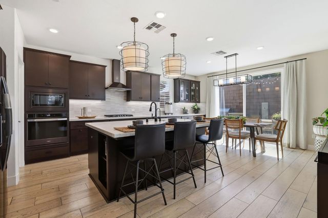 3335 Hackberry Way, Folsom, CA 95630