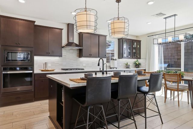 3335 Hackberry Way, Folsom, CA 95630