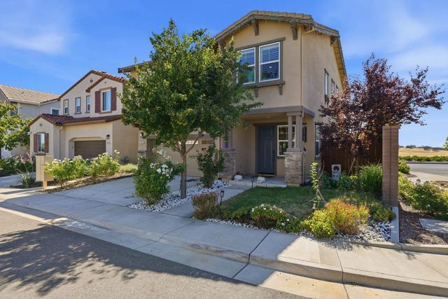 3335 Hackberry Way, Folsom, CA 95630