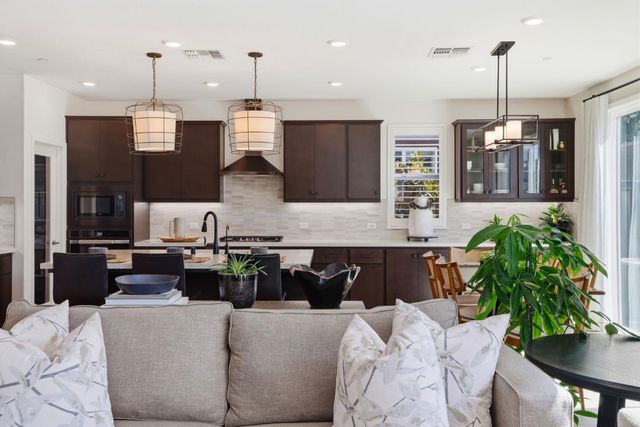 3335 Hackberry Way, Folsom, CA 95630