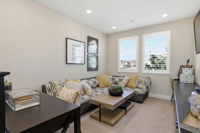 3335 Hackberry Way, Folsom, CA 95630
