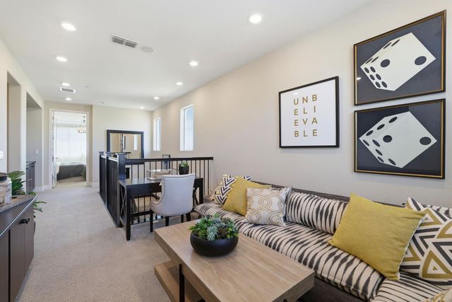 3335 Hackberry Way, Folsom, CA 95630