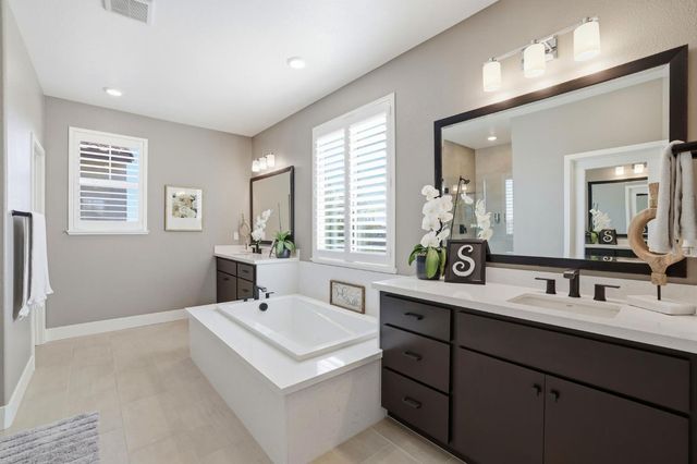3335 Hackberry Way, Folsom, CA 95630