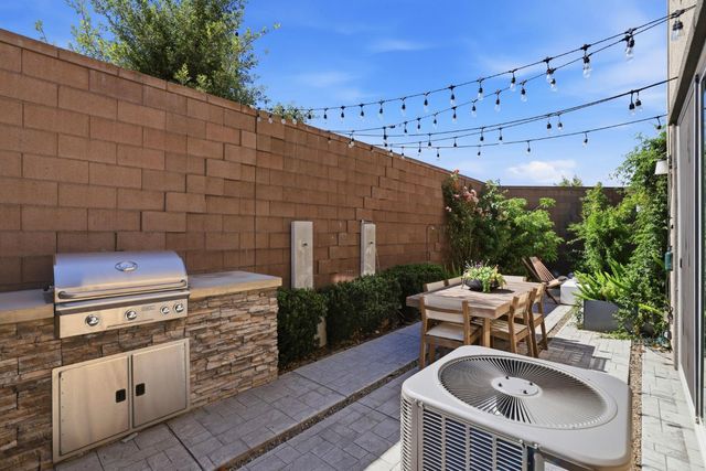 3335 Hackberry Way, Folsom, CA 95630
