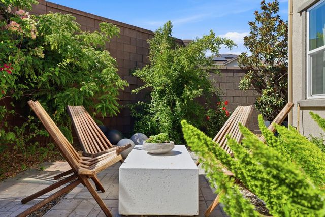 3335 Hackberry Way, Folsom, CA 95630