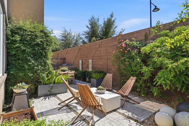 3335 Hackberry Way, Folsom, CA 95630