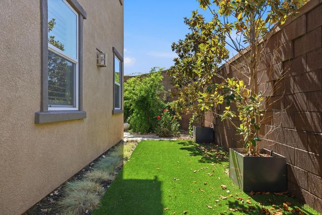 3335 Hackberry Way, Folsom, CA 95630
