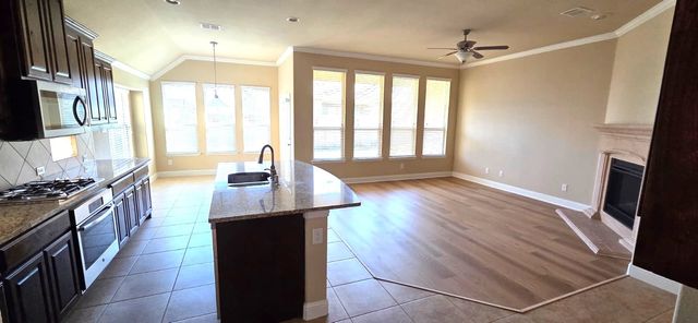 2294 Wind Meadow Lane, Lewisville, TX 75056