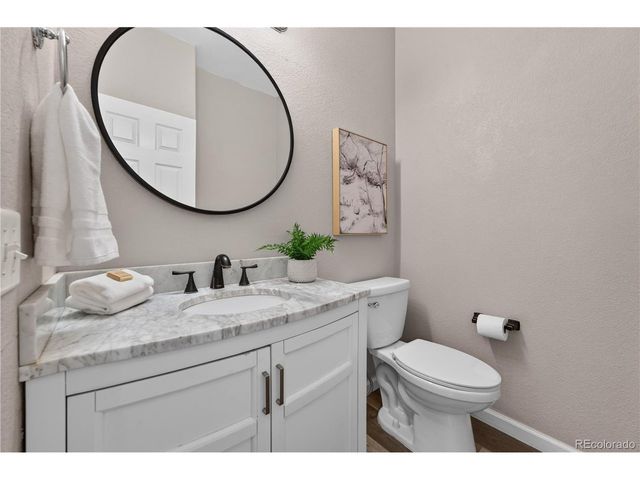 10277 Bentwood Ln, Littleton, CO 80126