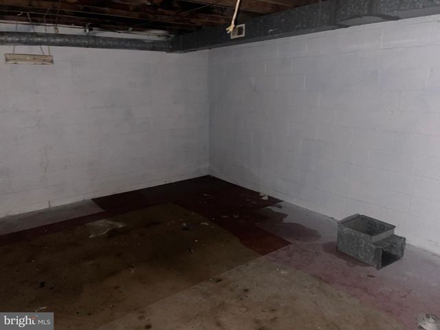1348 W 7TH ST, Chester, PA 19013