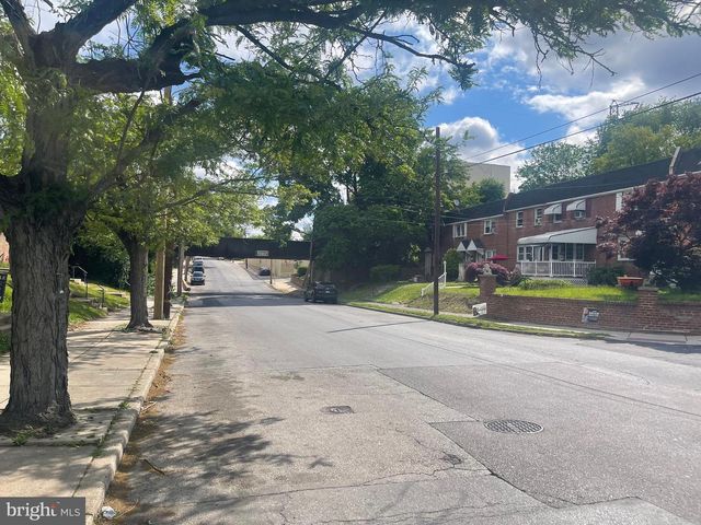 1348 W 7TH ST, Chester, PA 19013