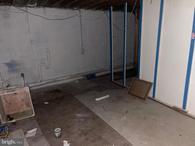 1348 W 7TH ST, Chester, PA 19013