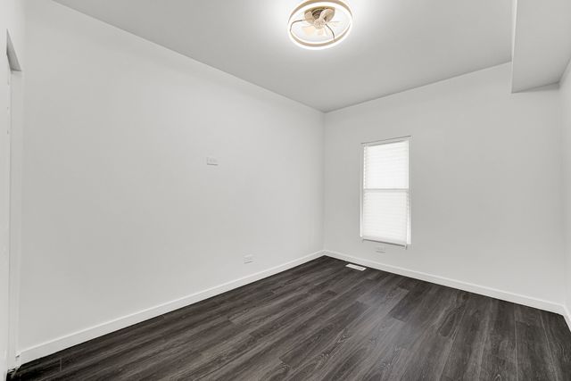 1005 W 123rd Street, Calumet Park, IL 60827