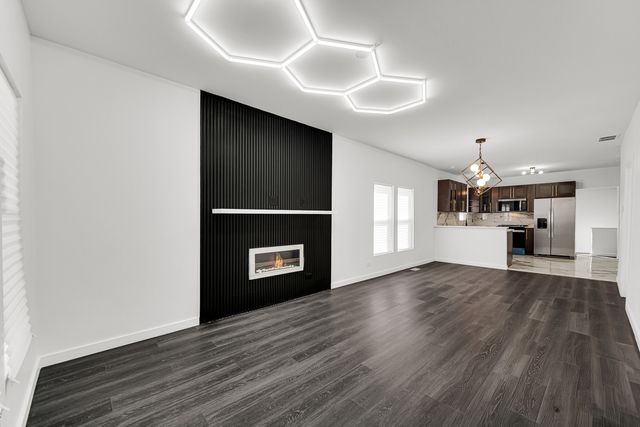 1005 W 123rd Street, Calumet Park, IL 60827