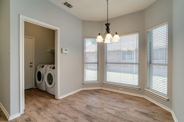 1102 Black Locust DR W, Pflugerville, TX 78660