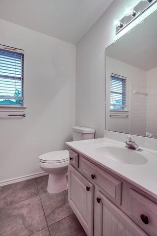 1102 Black Locust DR W, Pflugerville, TX 78660