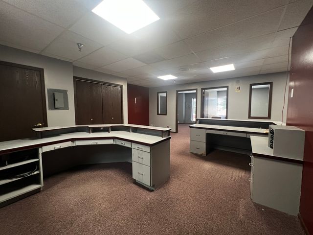 9944 S ROBERTS Road 208, Palos Hills, IL 60465
