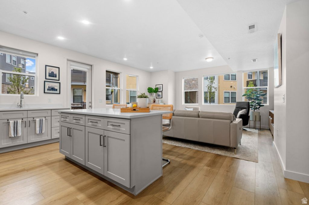 Image 15 of property listing at 8355 S SKY MIRROR LN #M102, Midvale, UT 84047